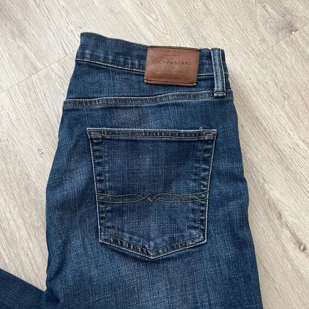 Lucky Brand 221 Straight Leg Mens Blue Jeans Size 34x32 Stretch Denim